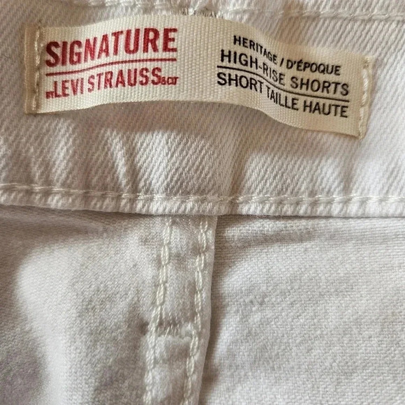 Signature by Levi Strauss & Co. High Rise Plus Size Heritage Denim Shorts 22W. - Picture 14 of 16